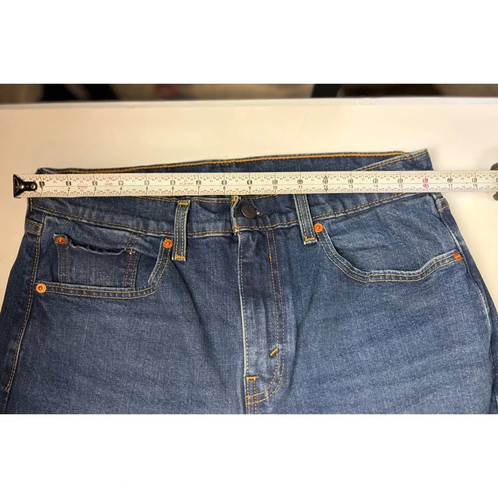 Levis casual ship style